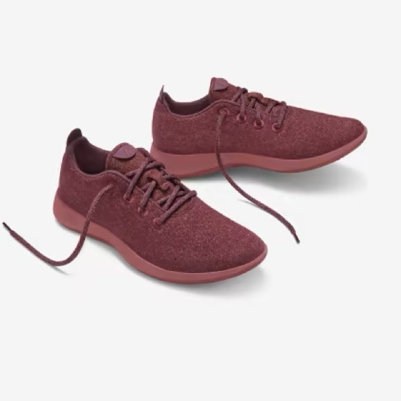 *Like New* Women’s Allbirds Wool Runners Maroon Size 8 - Picture 2 of 6